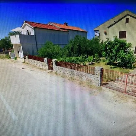 Haus Lejla Prázdninový dům *